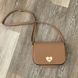 Tan crossbody purse
